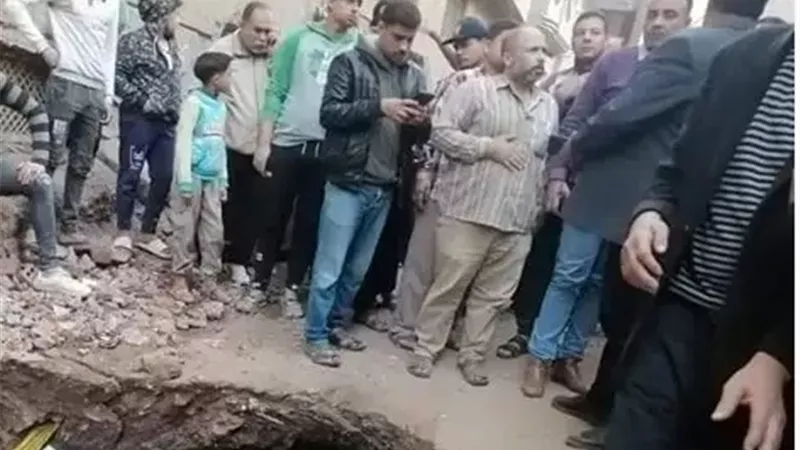 حبس 10 أشخاص بتهمة التنقيب عن الآثار في أشمون