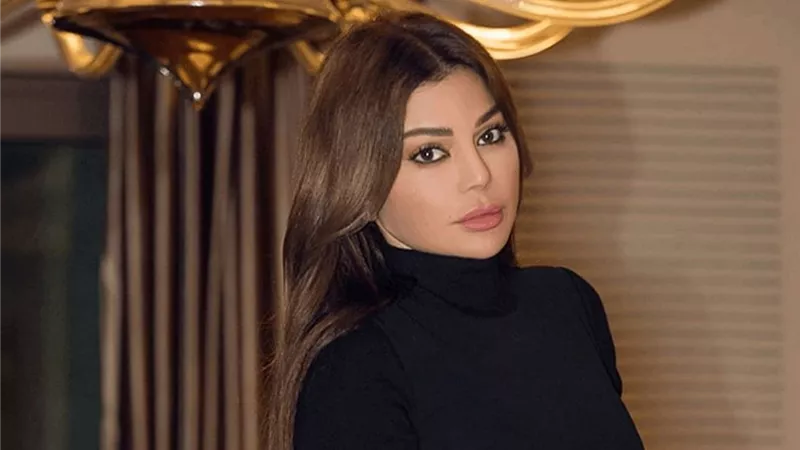 إطلالة جريئة لـ هيفاء وهبى تخطف الانظار