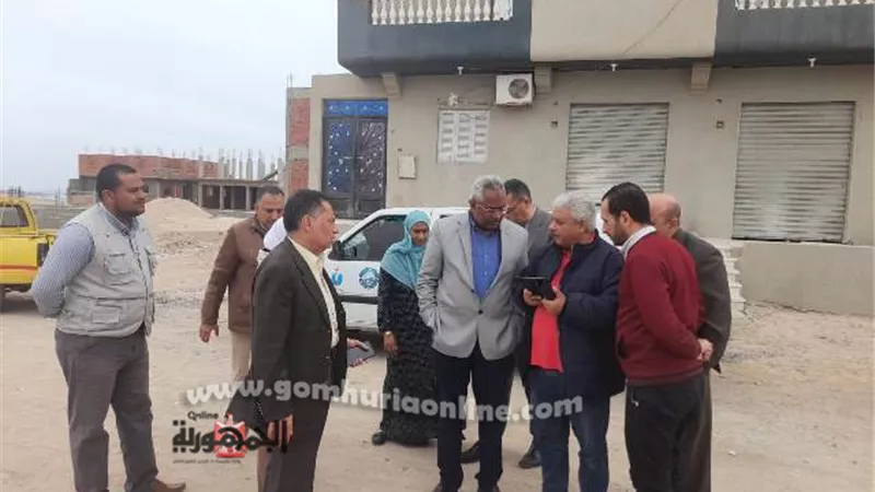 رئيس مدينة سفاجا يستقبل وفد التخطيط وبنك الاستثمار القومي