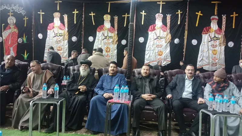 الشعب الجمهوري بقنا يقدم واجب العزاء في الأنبا كيرلس أسقف نجع حمادي