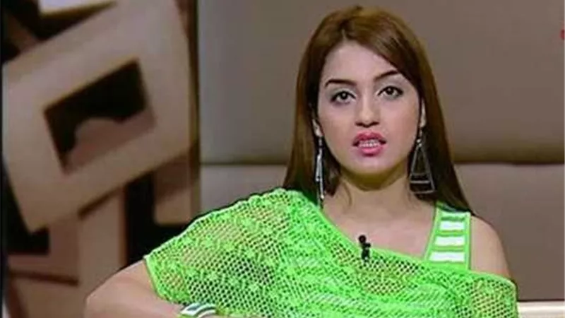 ياسمين عز توجه نصائح للسيدات