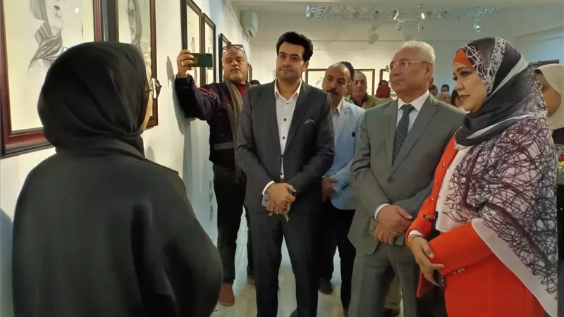 طلاب الفرقة الرابعة بـ 