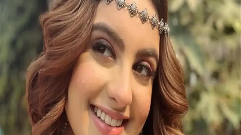 وجدوها مشنوقة... وفاة الهندية تونشا شارما داخل لوكيشن التصوير