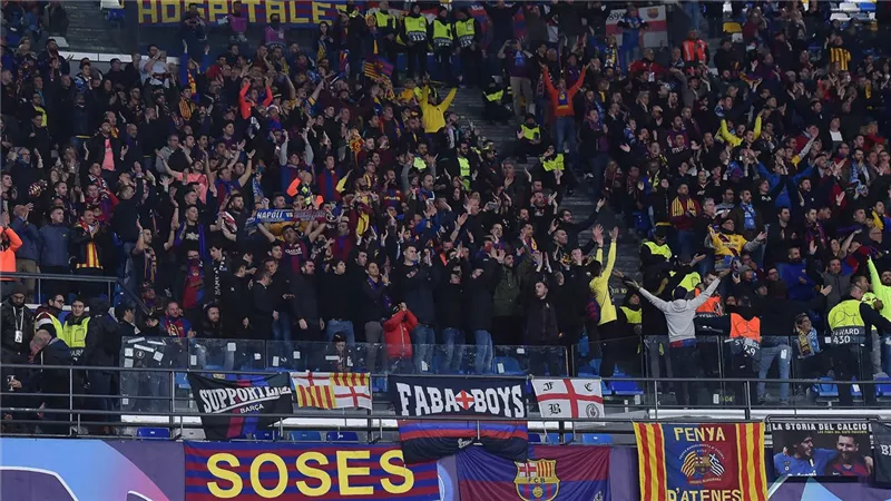 جماهير برشلونة تصدم ميسي في الكريسماس
