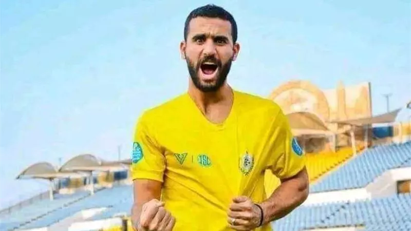 شاهد رد فعل باسم مرسى أثناء استبداله أمام المصرى - فيديو