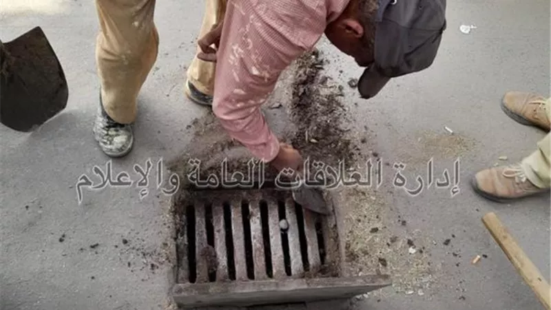 حملة مكبرة لإزالة المخلفات وتطهير البالوعات في الإسماعيلية