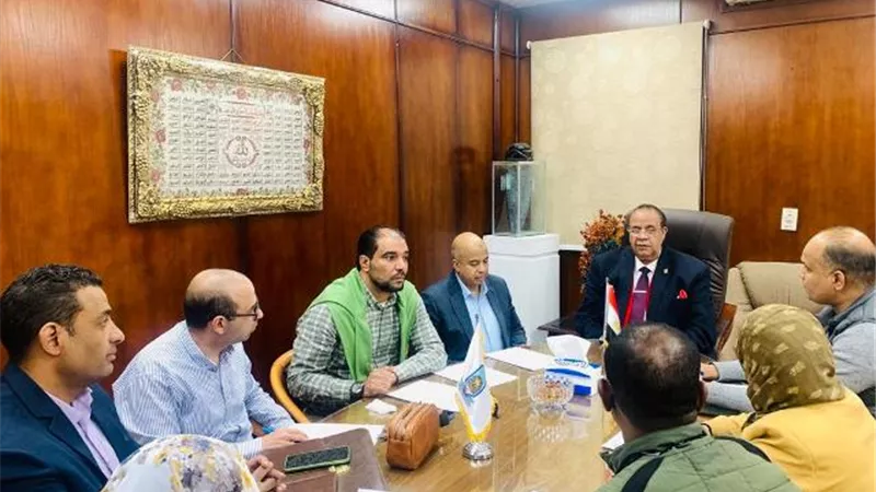 جامعة الأقصر تناقش الاستعدادات النهائية لامتحانات الفصل الدراسى