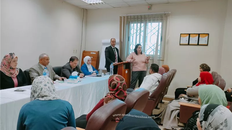 حقك مسئوليتنا قافلة القوى العاملة بالمنوفية للعاملات بالمصانع