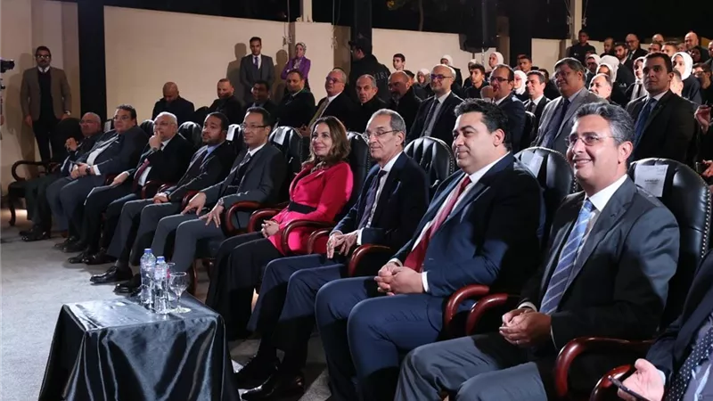 مدارس للتكنولوجيا التطبيقية لتطوير مهارات الطلاب والمنافسة فى سوق العمل