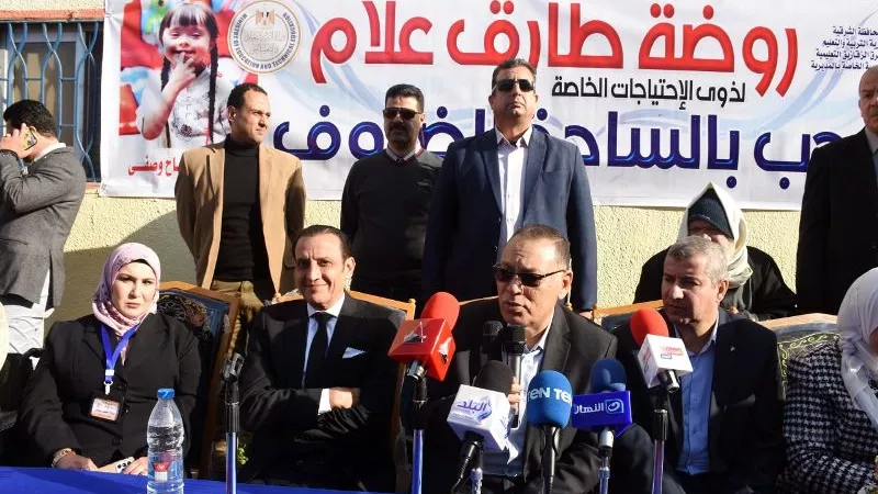 تفاصيل زيارة محافظ الشرقية لروضة طارق علام لذوي الهمم بالغار..صور