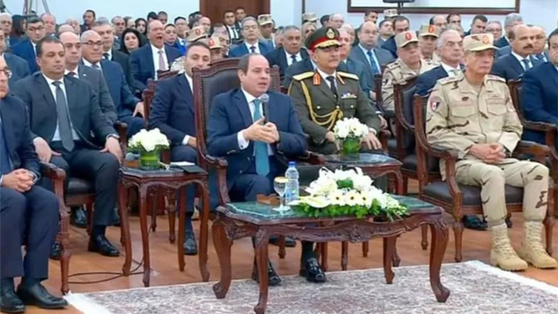 السيسي:مجمع الاسمدة الازوتية سيواكب زيادة المساحه الزراعية
