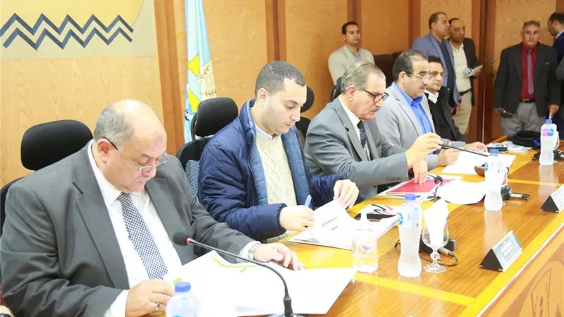 مشروعات خدمية و حملات مستمرة على الأسواق بكفرالشيخ
