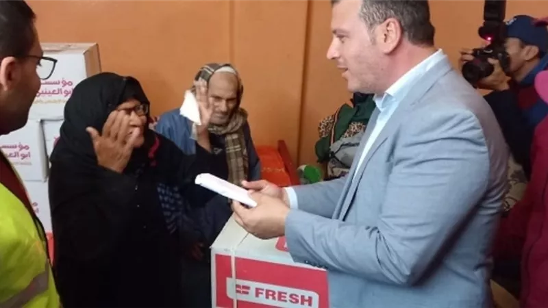 التحالف الوطني للعمل الأهلي التنموي يزور السيدة نوال حسن في منزلها ويلبي كافة طلباتها