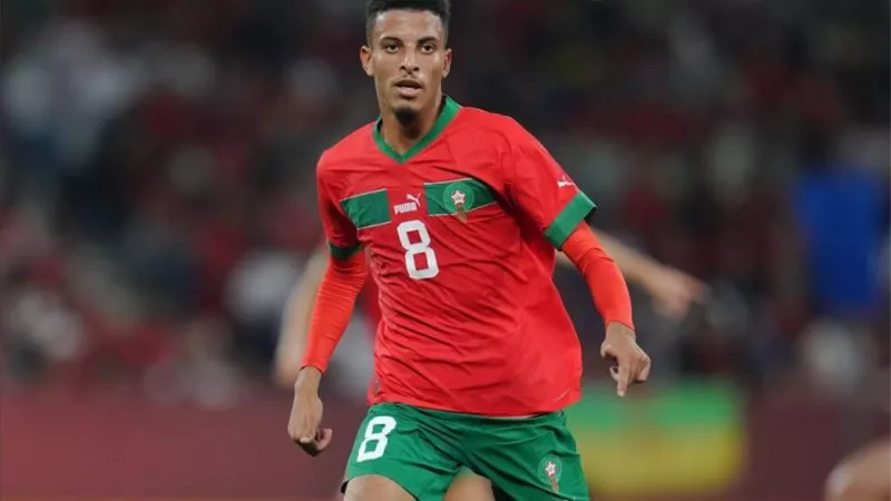 مارسيليا يتفوق على برشلونة في صفقة التعاقد مع أوناحي