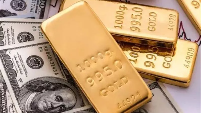 ارتفاع الذهب عالميًا مع تراجع الدولار