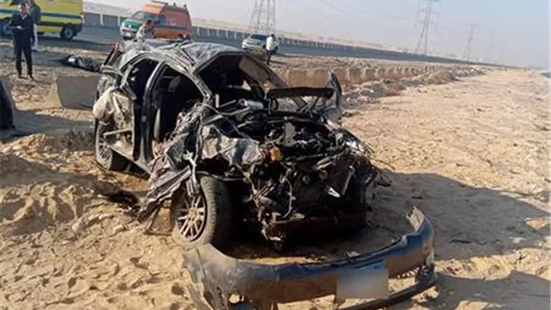 مصرع سائق وإصابة تباع فى انقلاب سيارة على الطريق الصحراوى بسوهاج
