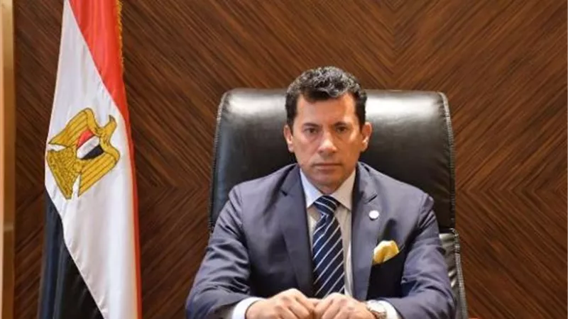 وزير الرياضة لـ منتخب اليد: ندعم منتخباتنا الوطنية في مختلف اللعبات