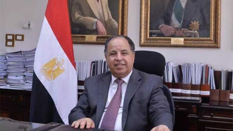 المالية تعلن تيسيرات جديدة لاستيراد سيارات المصريين بالخارج