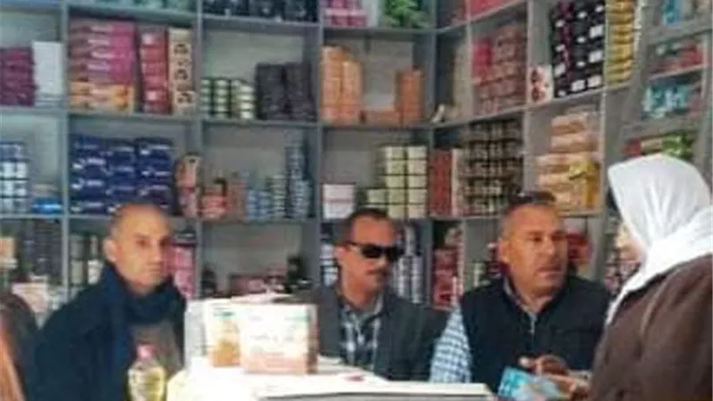 تكثيف الحملات اليومية على محال وأسواق الزقازيق والحسينية