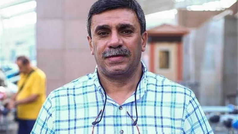 عبد الفتاح: 