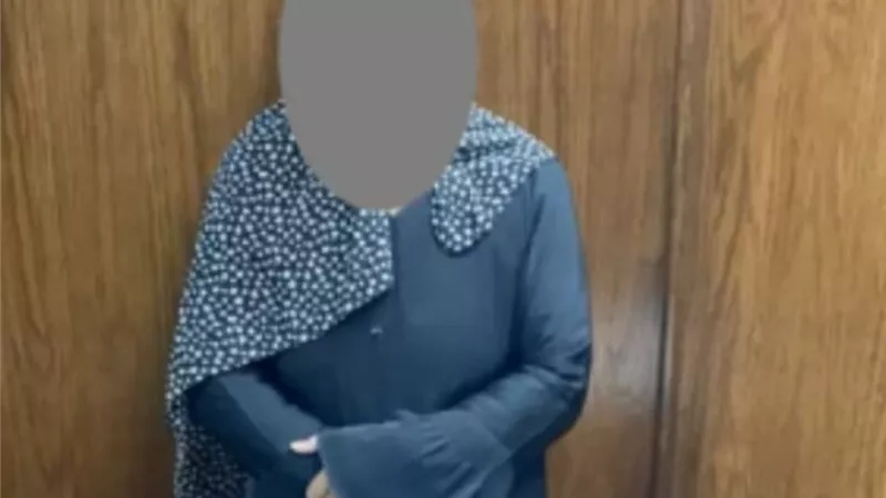 ضبط سيدة ضربت مُسنة وسرقة مشغولاتها الذهبية بالقاهرة