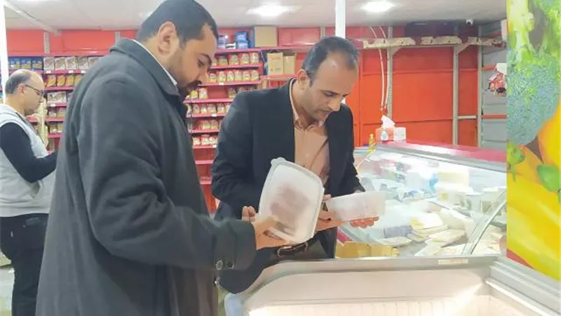 صحة الإسماعيلية تكثف حملات التأكد من سلامة الأغذية بالأسواق..صور