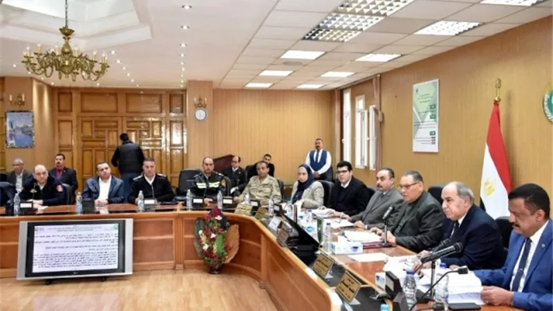 محافظ الشرقية يؤكد :استمرار تكثيف الرقابة على الأسواق