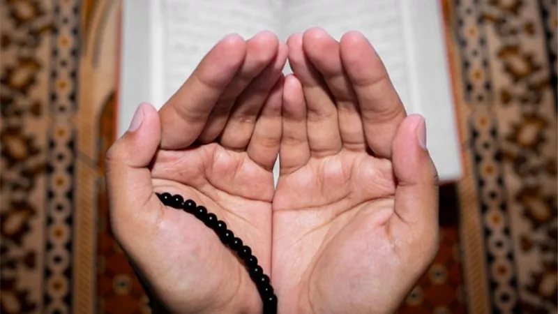 دعاء الفجر للأبناء مستجاب بإذن الله