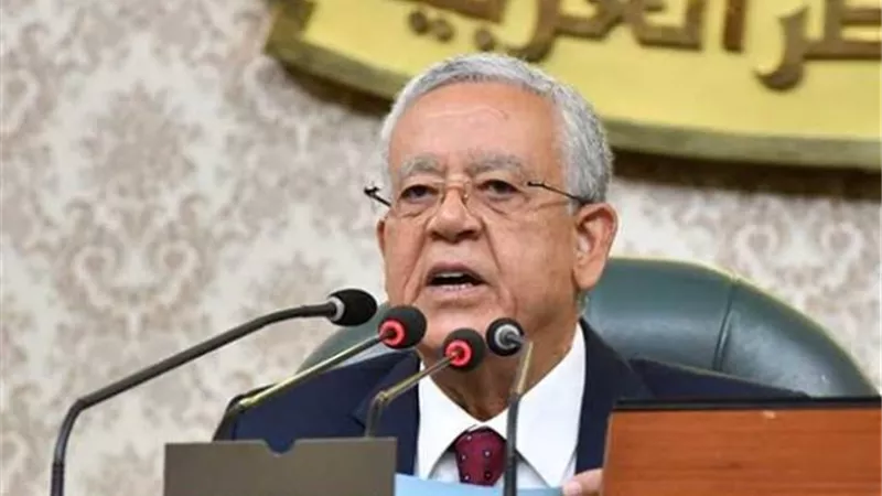 رئيس مجلس النواب يُهنئ الرئيس السيسي بالعام الميلادي الجديد