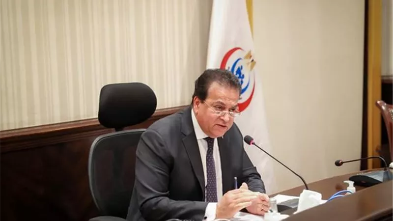وزير الصحة يعتمد مشروع النظام الأساسي لصندوق مواجهة الطوارىء الطبية