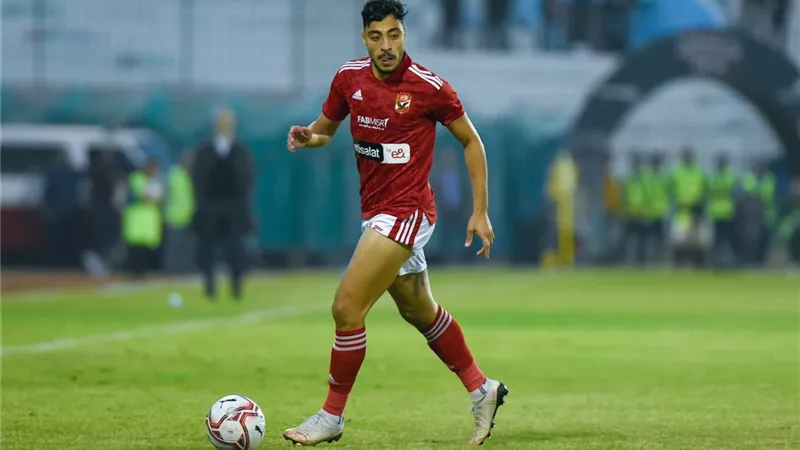 الاهلى يعلن سفر أكرم توفيق إلى النمسا لإجراء جراحة الرباط الصليبي