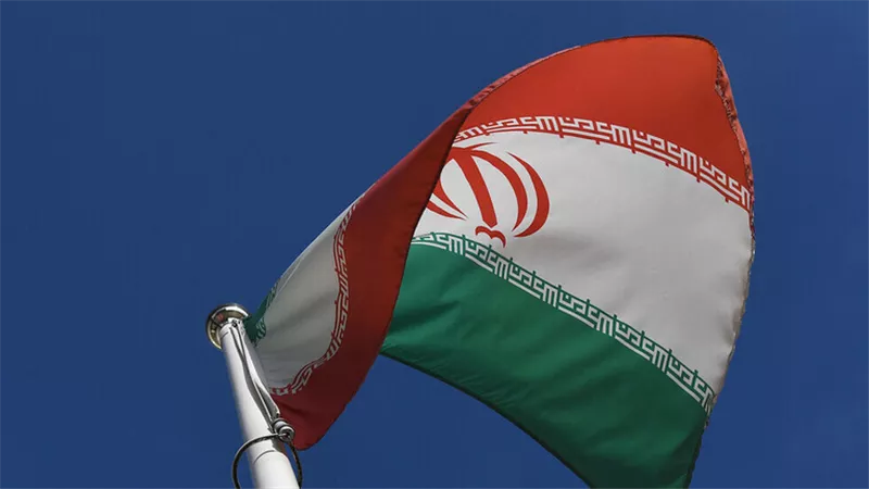 إيران.. استقالة رئيس البنك المركزي ومجلس الوزراء يعين خلفا له