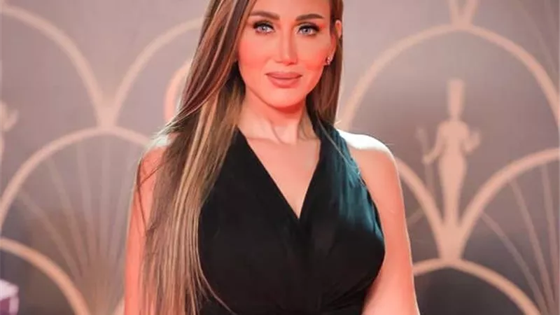 الليلة.. ريهام سعيد تقدم الكينج محمد منير في حفل رأس السنة