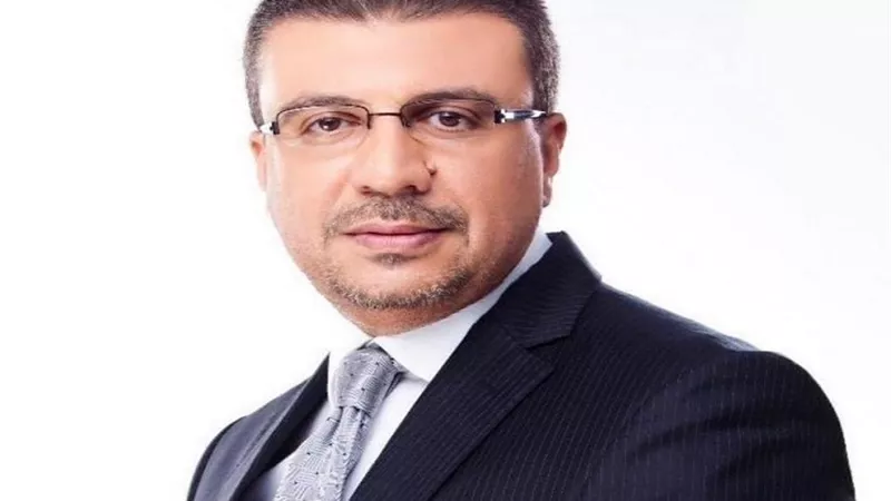 عمرو الليثى يحصد جائزة أفضل إعلامى فى 2022