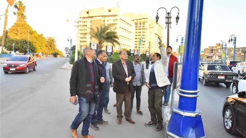 محافظ أسيوط يتفقد أعمال التطوير والتجميل بميدان الحرب والسلام