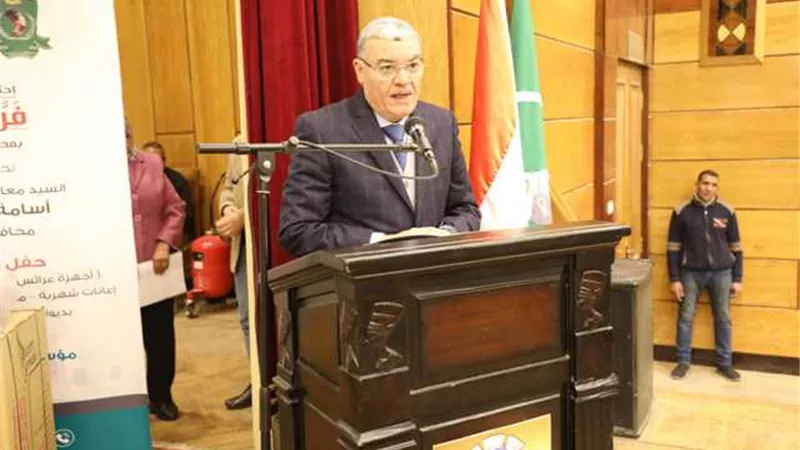 محافظ المنيا يشهد فعاليات مبادرة 