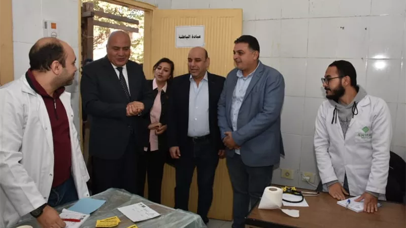 حصاد قافلة جامعة عين شمس التنموية لخدمة أهالي مركز الوقف