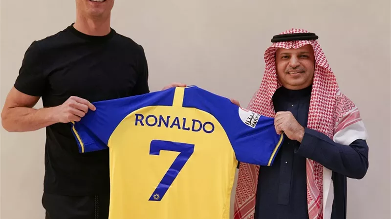 بعد رونالدو .. النصر السعودي يسعى الى ضم نجم باريس سان جيرمان