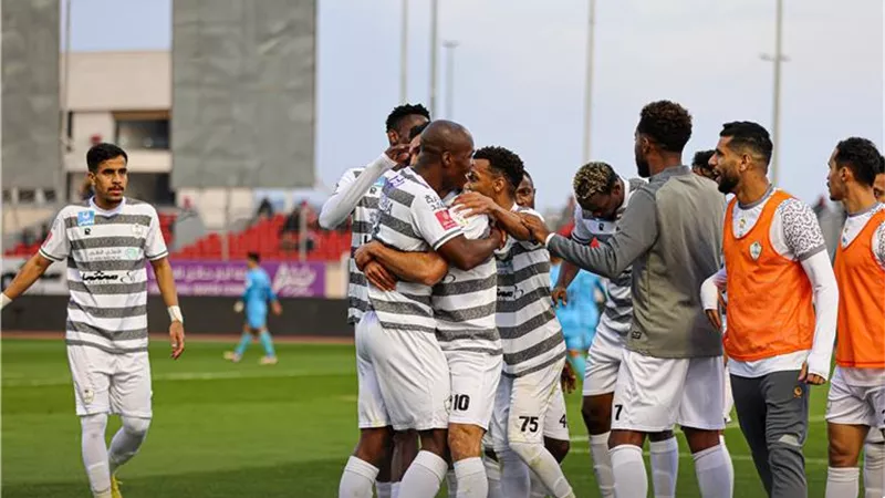 الطائي يضرب الباطن برباعية نظيفة فى الدوري السعودي