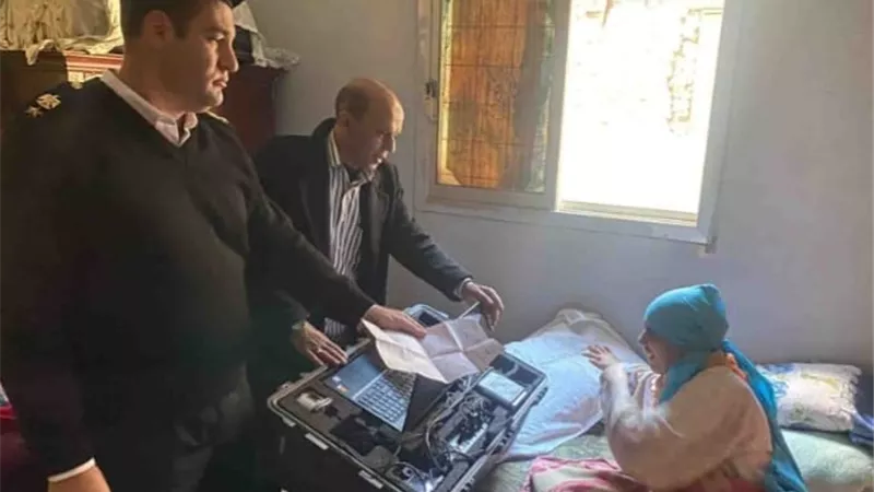 الداخلية تستجيب لسيدة من ذوي الهمم لمساعدتها في تجديد بطاقة الرقم