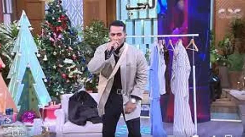 محمد رمضان يغنى لـ عمرالشريف 