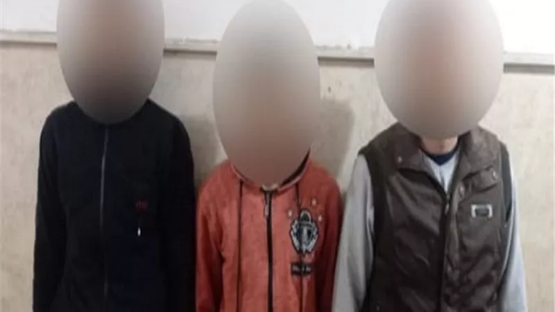 ضبط 3 أشخاص يتاجرون فى العملة عبر 