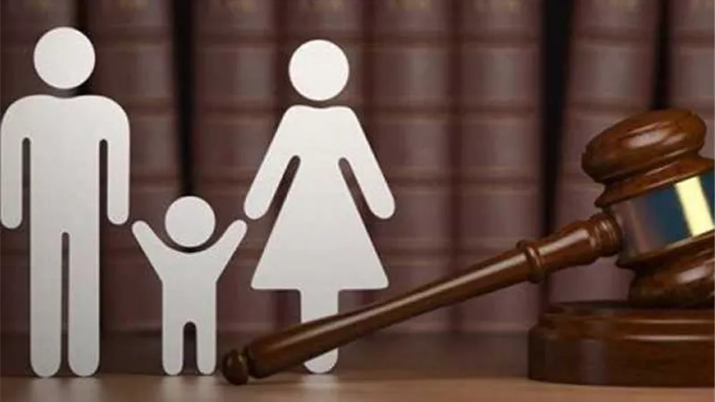 زوجة أمام محكمة الأسرة تطالب بحبس زوجها لتخلفه عن سداد حقوق أولاد