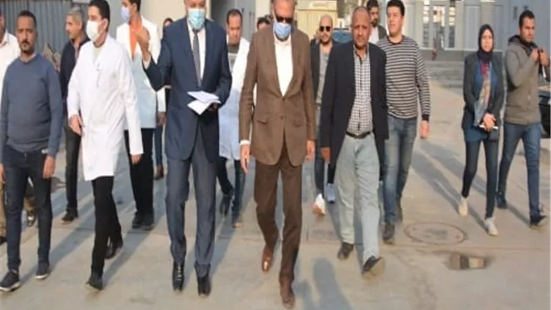 محافظ القليوبية يتفقد مستشفى القناطرالمركزي وغرب شبرا الخيمة..صور