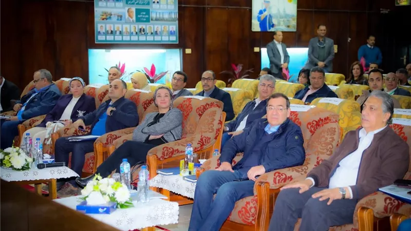 وزيرا البيئة والبترول يفتتحان أول محطة معالجة ذكية