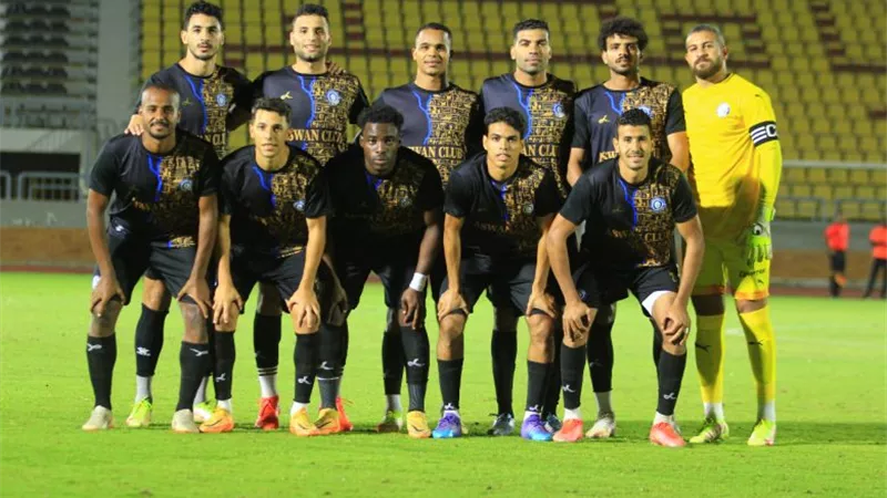 تشكيل أسوان لمواجهة الزمالك.. بلحاج وديلسون فى الهجوم