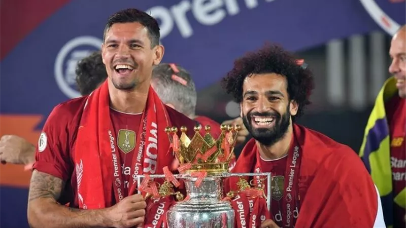 صديق محمد صلاح لوفرين يعود إلى ليون الفرنسي
