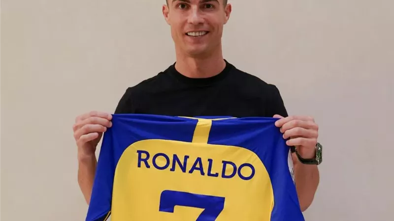 النصرالسعودى يقدّم رونالدو لـ جماهبره الثلاثاء