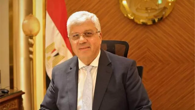 أيمن عاشور: إدراج 70 جامعة ومركزا بحثيا مصريا بتصنيف سيماجو2022
