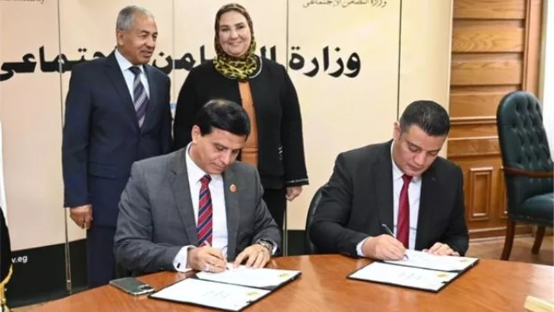 القباج تشهد توقيع بروتوكول تعاون بين التضامن وحزب حماة الوطن